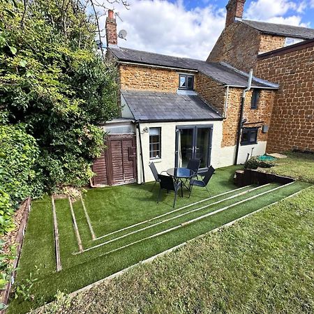 Malvern House Banbury Bagian luar foto
